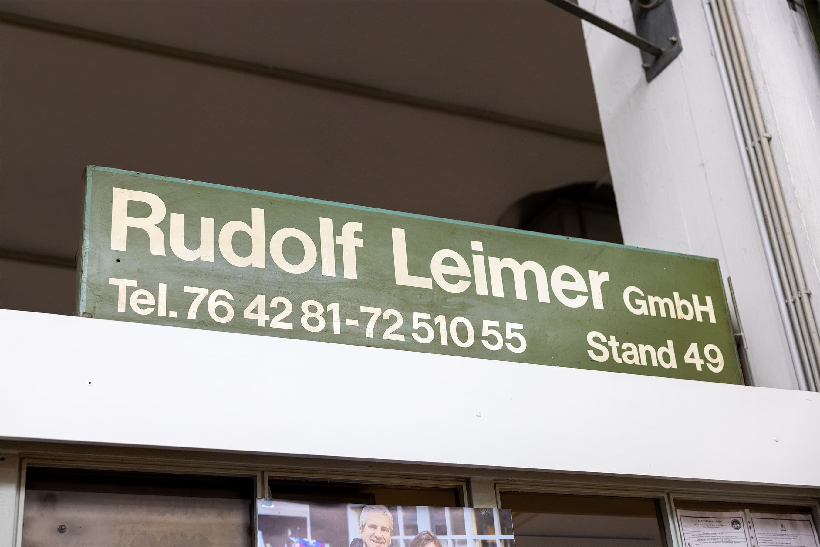 Firmenschild Rudolf Leimer GmbH, Stand 49 in der Großmarkthalle München